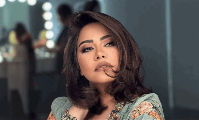 بعد أنباء عن نقلها لمصحة.. شيرين عبدالوهاب: شائعات سخيفة