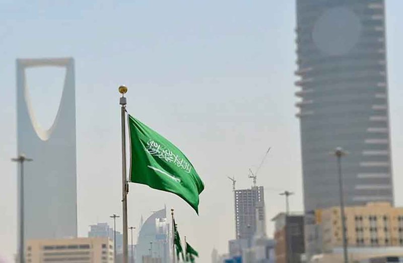 السعودية تلغي الرسوم على استقدام العمالة في الشركات الصناعية لتخفيض الكلفة وزيادة التنافسية