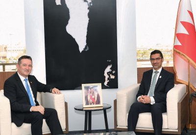 وزير شؤون البلديات والزراعة يستقبل سفير الاتحاد السويسري لدى مملكة البحرين
