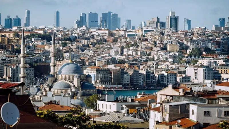 أبرز ترندات تركيا 2025.. مشاهير يتعاطون مخدرات وسقوط طائرة وزلزال مرتقب