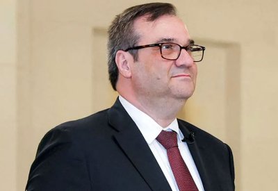 سوريا تبدأ استبدال عملتها الوطنية في الأول من يناير 2026