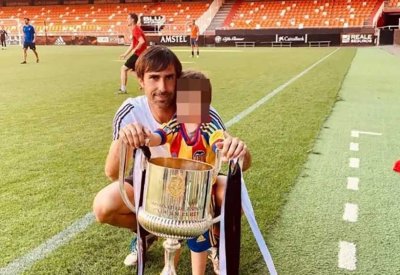 وفاة مدرب سيدات فالنسيا وثلاثة من أبنائه بعد غرق قارب في إندونيسيا