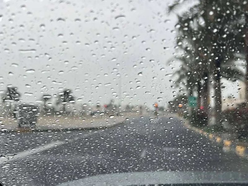 رصد أمطار خفيفة على بعض مناطق المملكة