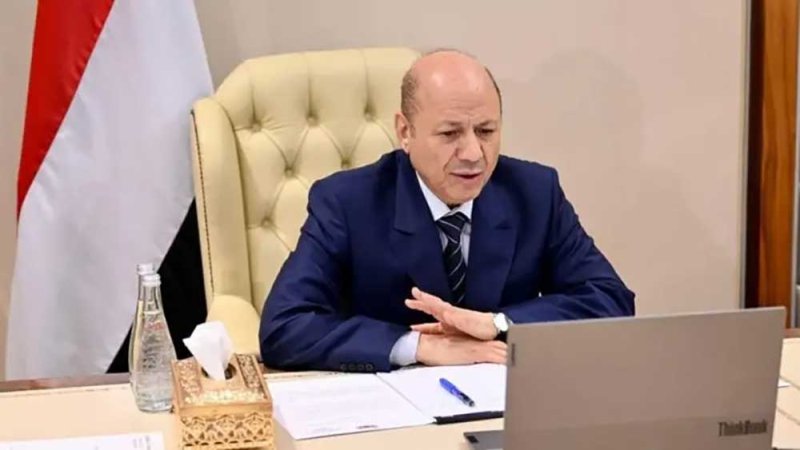 العليمي يثمّن استجابة تحالف دعم الشرعية باتخاذ إجراءات فورية لحماية المدنيين