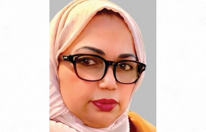 الكاتبة الإماراتية عائشة سلطان تحكي تجربتها من الصحافة إلى السرد في مركز الشيخ إبراهيم