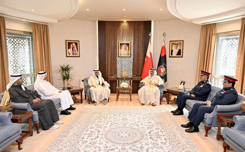 وزير الداخلية يتلقى دعوة رسمية لزيارة الكويت ويبحث تعزيز التعاون الأمني المشترك