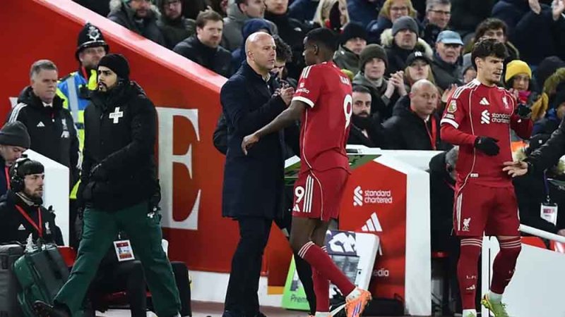 مدرب ليفربول يعترف: "نصف مليار" طارت أدراج الرياح