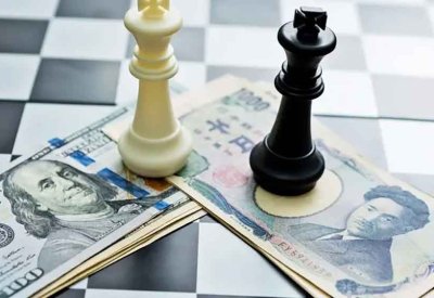الين الياباني ينتعش قليلاً وسط احتمالات تدخل السلطات لدعمه