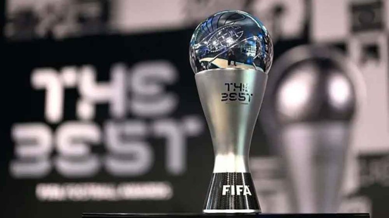 دبي تستضيف حفل جوائز "فيفا" للأفضل العام المقبل