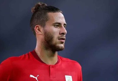 انهار داخل القفص.. حبس رمضان صبحي لمدة عام