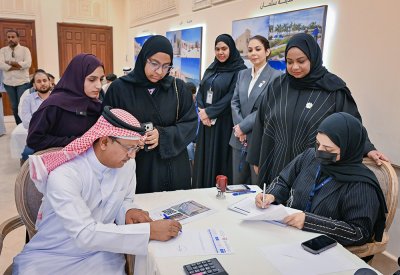 وزارة الإسكان والتخطيط العمراني تواصل إجراءات السحب على وحدات المرحلة الثانية من مشروع مدينة سترة الإسكاني