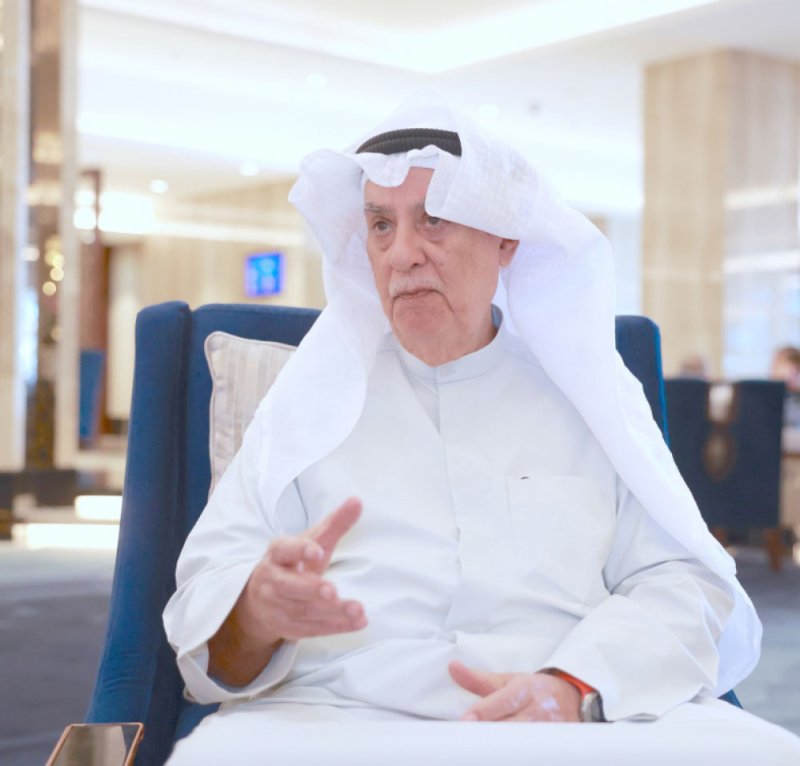 د. محمد الرميحي لـ “البلاد”: التنوير شرط للنهضة.. والرَّيع لا يدوم
