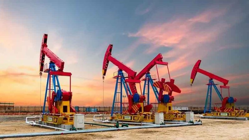 النفط يسجل أكبر انخفاض سنوي منذ عام 2020.. هبط 20% في 2025