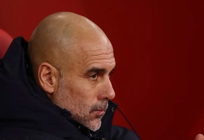 غوارديولا محبط من لاعبي مانشستر سيتي