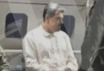 صورة متداولة لاعتقال مادورو.. ظهر محاصراً بقوات أميركية