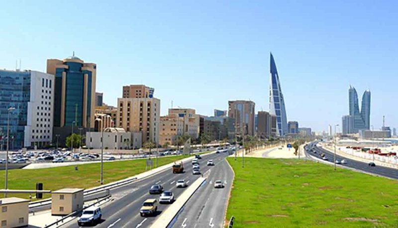 تحذير من ضباب ورياح قوية اليوم.. وموج مرتفع ليلًا في البحرين