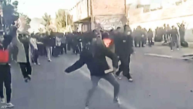 وكالة مهر: مقتل عنصر أمن "بالرصاص" في إيران