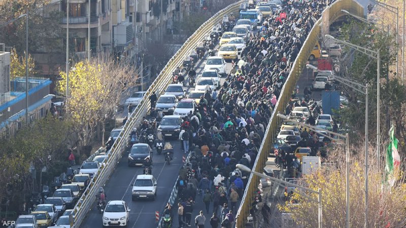 إيران.. 4 قتلى في اشتباكات بين متظاهرين وقوات الأمن