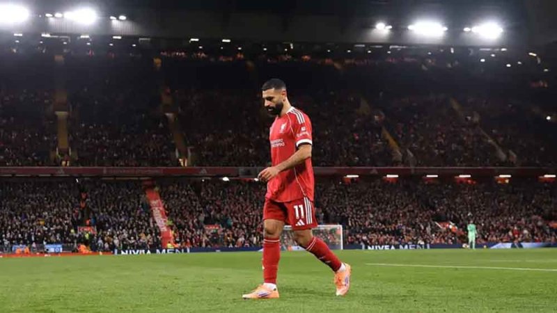 لاعب ليفربول: صلاح "غريب".. يرفض الراحة ويبحث عن "الفوضى"