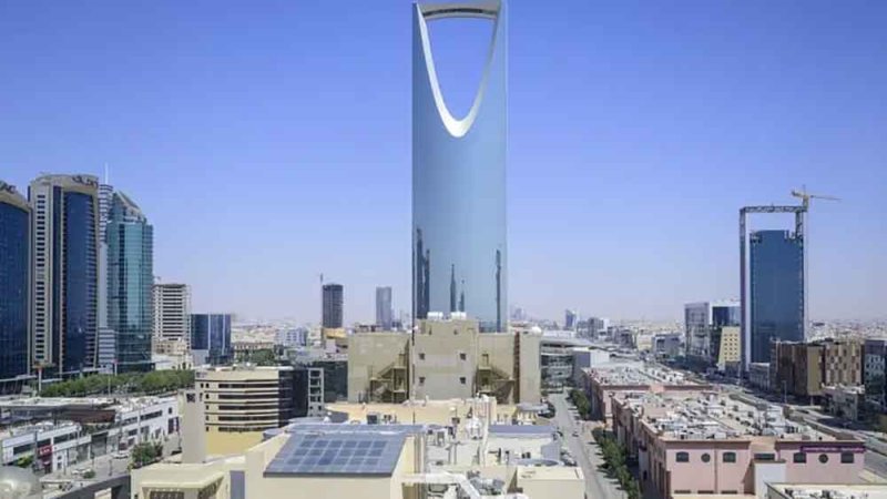 السعودية تعتزم إصدار سندات دولارية على 4 شرائح