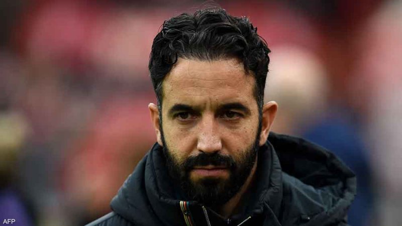 مانشستر يونايتد يعلن رحيل مدربه البرتغالي روبن أموريم