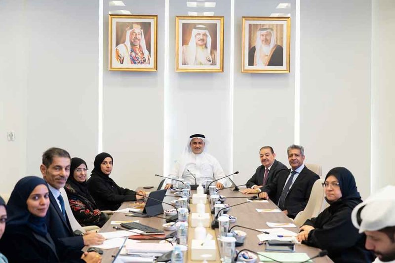 "خدمات النواب" تعتمد مقترح دعم الأطباء البحرينيين لنيل البورد