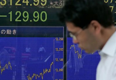 "نيكاي" يتراجع من مستوى قياسي في ظل موجة جني أرباح