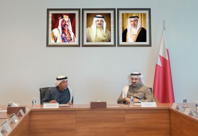 اللجنة الاقتصادية المشتركة بين وزارة الصناعة والتجارة وغرفة تجارة وصناعة البحرين تعقد اجتماعها التاسع والأربعين