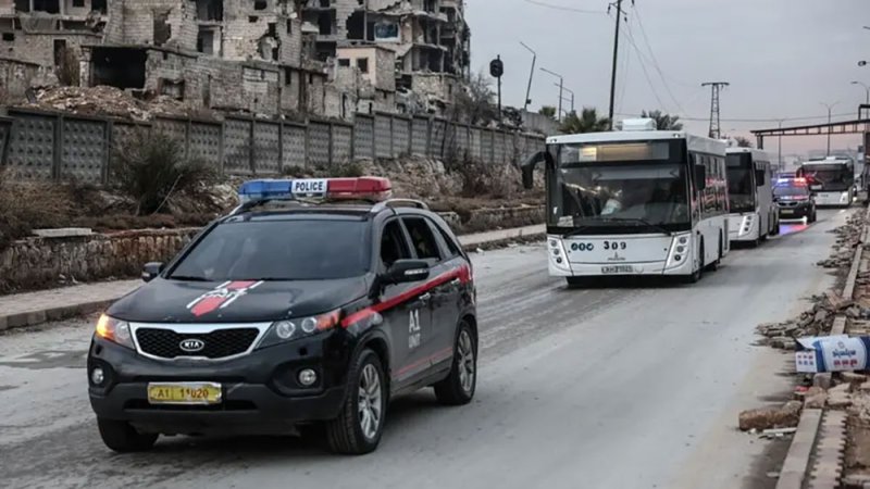 محافظ حلب ينشر فيديو من قلب المدينة ويؤكد: الأحياء آمنة