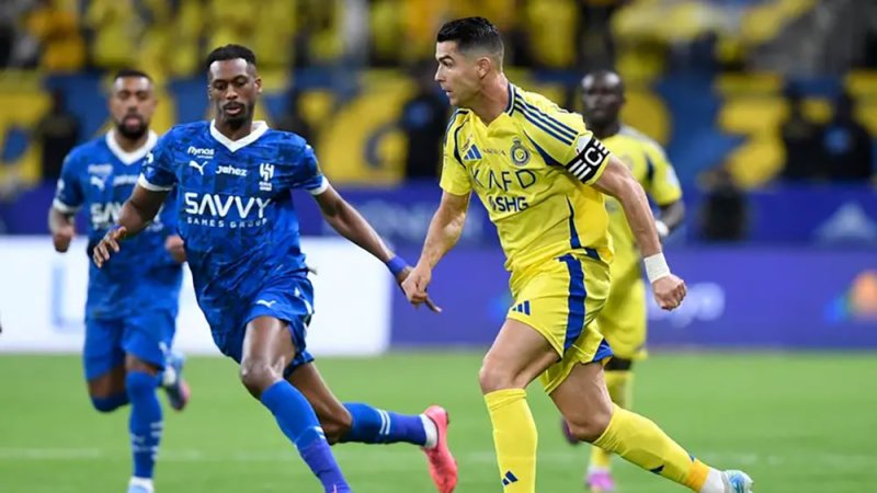 "روشن".. الهلال يواجه النصر في قمة الجولة 15