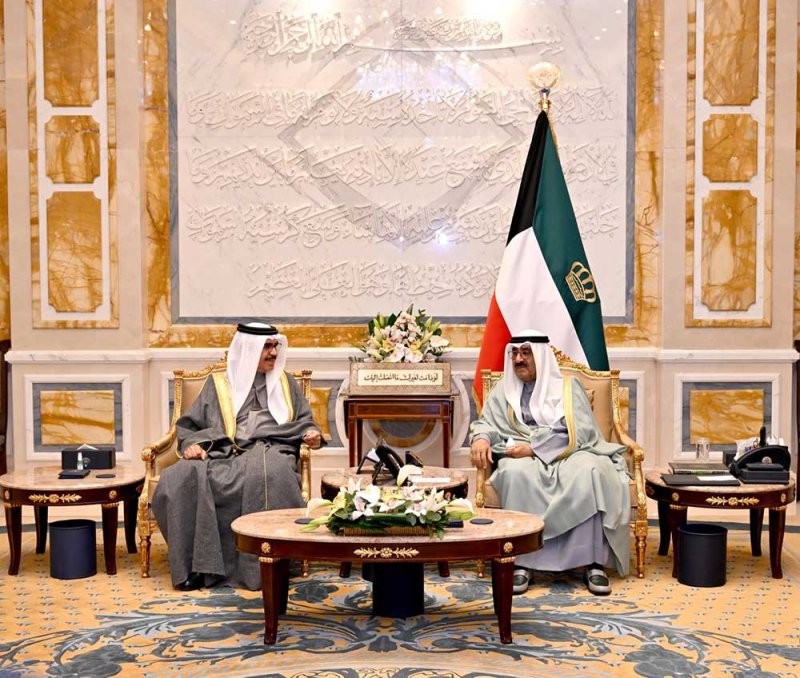 وزير الداخلية يشيد بالجهود المشتركة لتعزيز التعاون مع الكويت خاصة في المجال الأمني