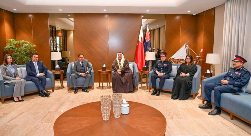 وكيل وزارة الداخلية يستقبل وفدا من شركة أوراكل