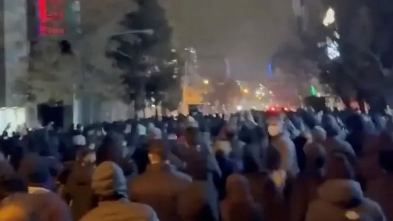 أوروبا تمنع دبلوماسيي إيران من دخول برلمانها.. وطهران تتحرك