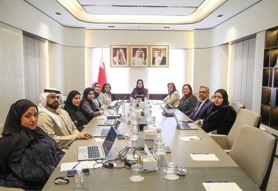 "مرأة الشورى" تبحث استحداث بابًا ضمن قانون الطفل بعنوان "السلامة الرقمية للطفل" بهدف حمايته في العصر الرقمي
