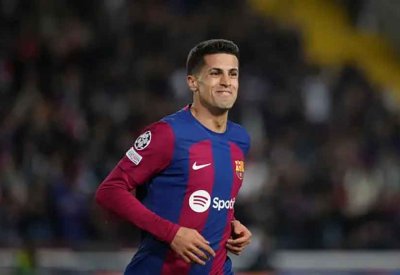 برشلونة يضم البرتغالي كانسيلو لاعب الهلال بنظام الإعارة