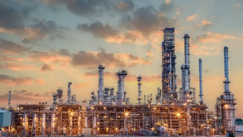 ارتفاع أسعار النفط وسط مخاوف من تعطل الإمدادات الإيرانية