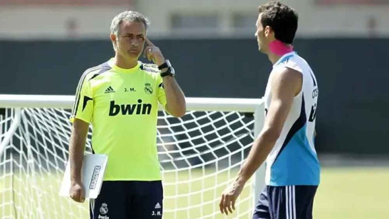 أربيلوا: "تقليد" مورينيو سيقودني إلى الفشل مع ريال مدريد