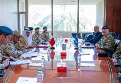 وزير شؤون الدفاع يستقبل نائب قائد قيادة القوات المشتركة المتحالفة لحلف شمال الأطلسي "الناتو"