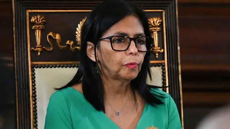 رئيسة فنزويلا المؤقتة تتحدى واشنطن: لدينا الحق في إقامة علاقات مع إيران والصين
