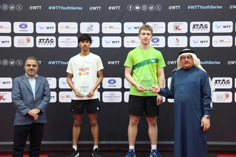 عبد الرحمن عسكر والشيخة حياة بنت عبد العزيز يشهدان ختام بطولة WTT Youth Contender