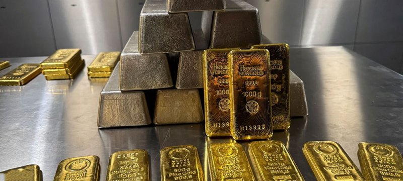 الذهب يقفز إلى قمم قياسية وسط مخاوف حرب تجارية بسبب غرينلاند