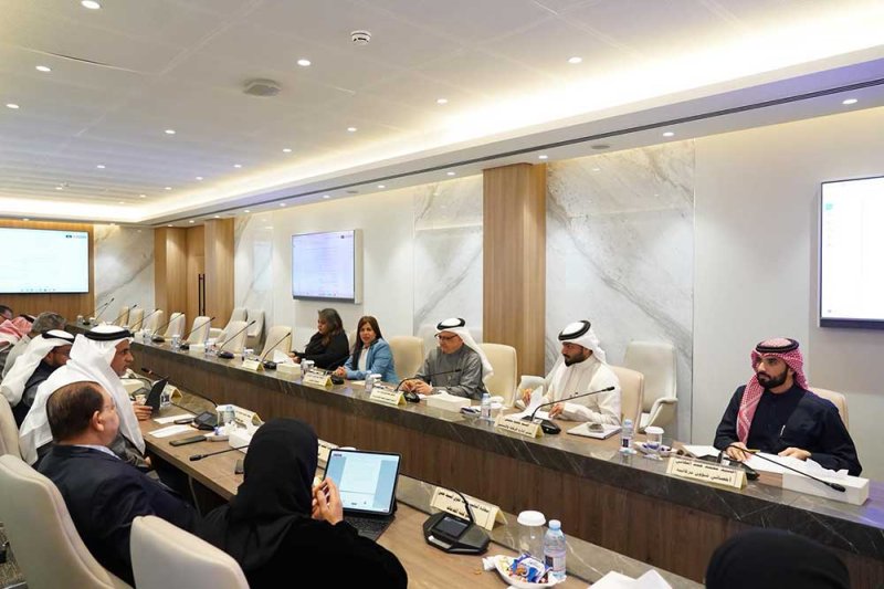 «خدمات النواب» تناقش المسؤولية الطبية وصندوق دعم الرياضة مع جمعية الأطباء والهيئة العامة للرياضة