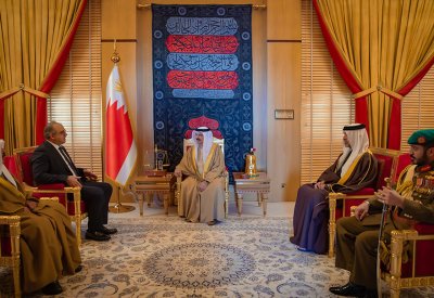 جلالة الملك المعظم يتسلم أوراق اعتماد أربعة سفراء جدد لدى مملكة البحرين