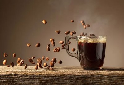 4 آثار خطيرة لشرب القهوة على معدة فارغة.. تعرف عليها