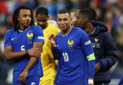 فرنسا تعلق على إمكانية مقاطعة كأس العالم بشأن أزمة غرينلاند