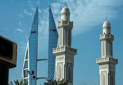 طقس غائم جزئيًا وفرصة لأمطار خفيفة في البحرين اليوم