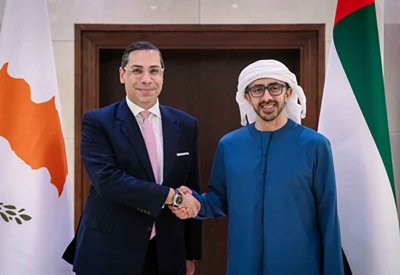 الإمارات وقبرص توقّعان مذكرة تفاهم لشراكة استراتيجية في مجال الطاقة