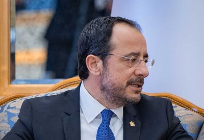 الرئيس القبرصي يعرب عن تقديره الكبير لرؤية الملك المعظم القيادية التي أسهمت في ترسيخ مكانة البحرين في مجال التعاون والحوار