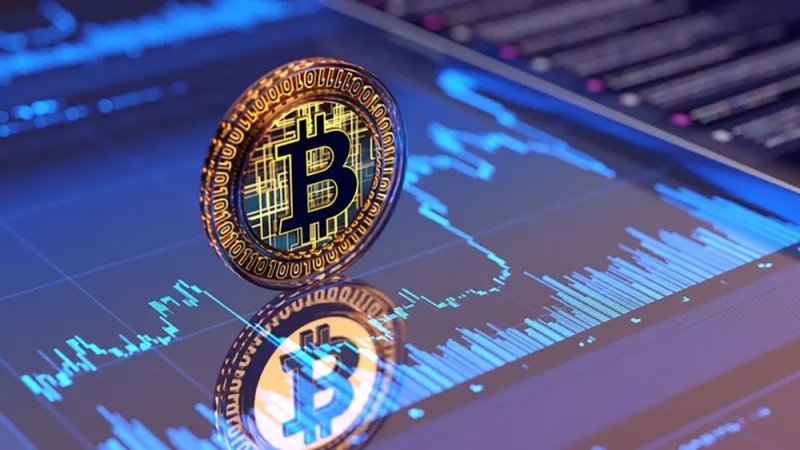 بيتكوين دون مستويات حاسمة.. هبوط 30% يثير مخاوف تصحيح أعمق
