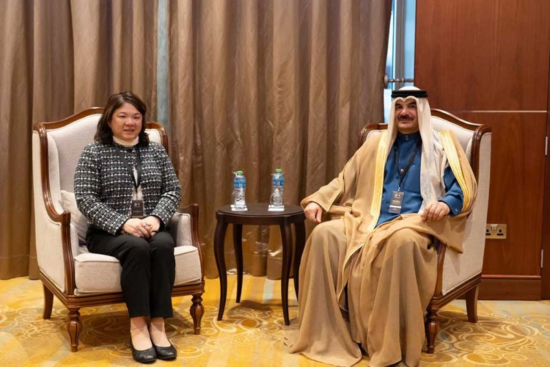 المهندس محمد السيسي البوعينين يلتقي بنائبة الأمين العام لمجلس النواب التايلندي